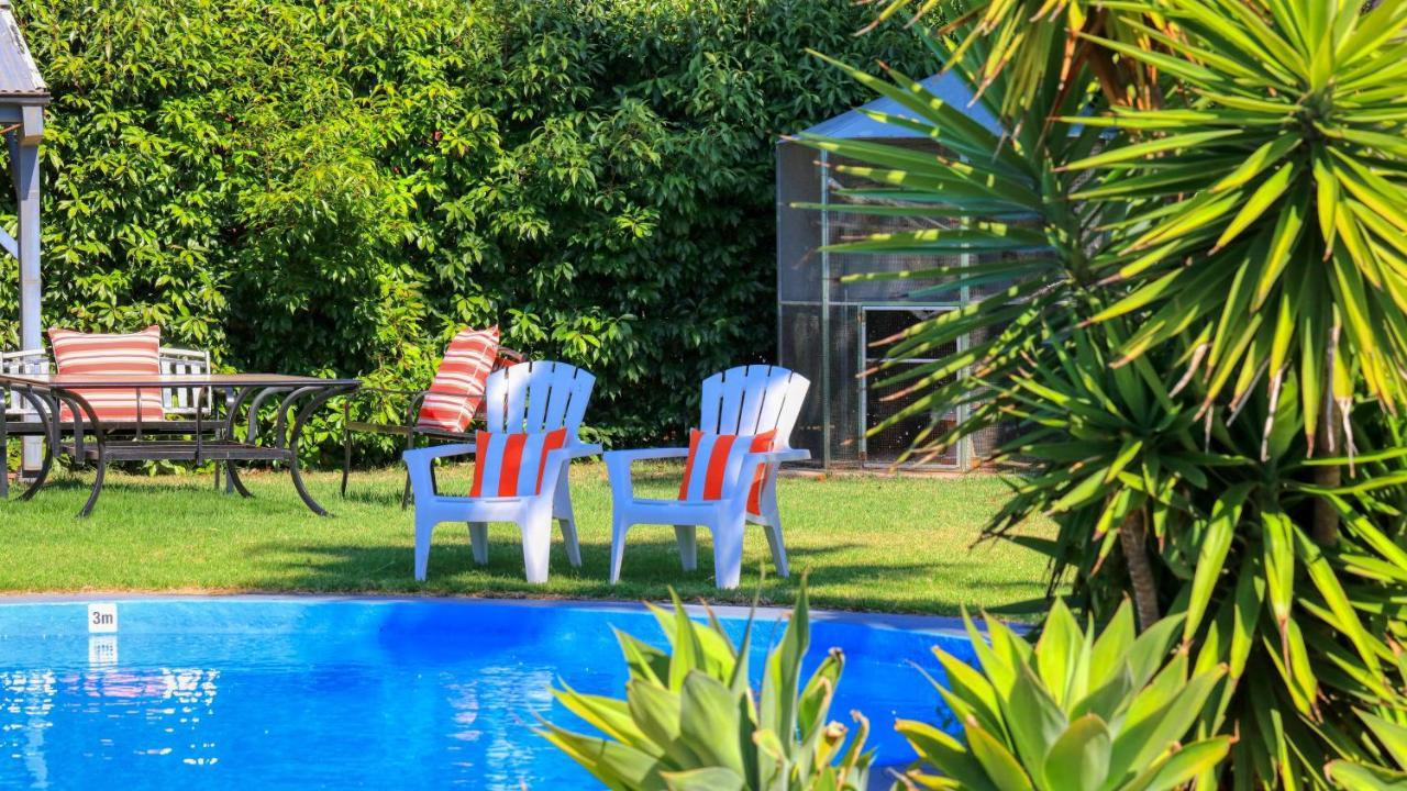 Country Leisure Motor Inn ดับโบ ภายนอก รูปภาพ