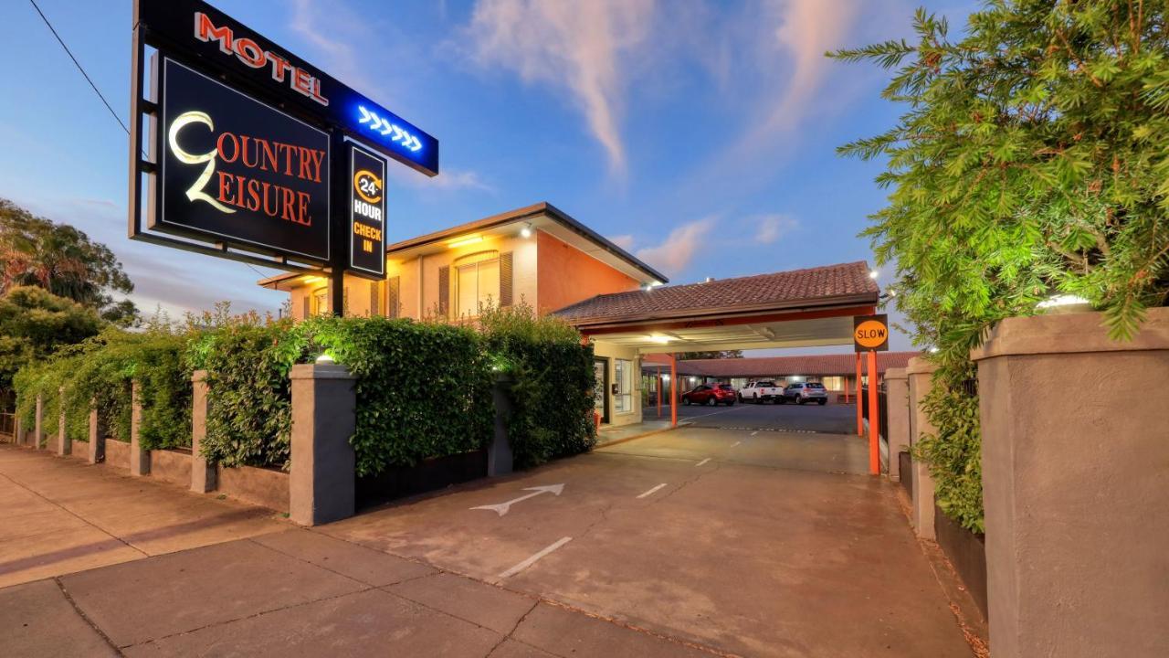Country Leisure Motor Inn ดับโบ ภายนอก รูปภาพ